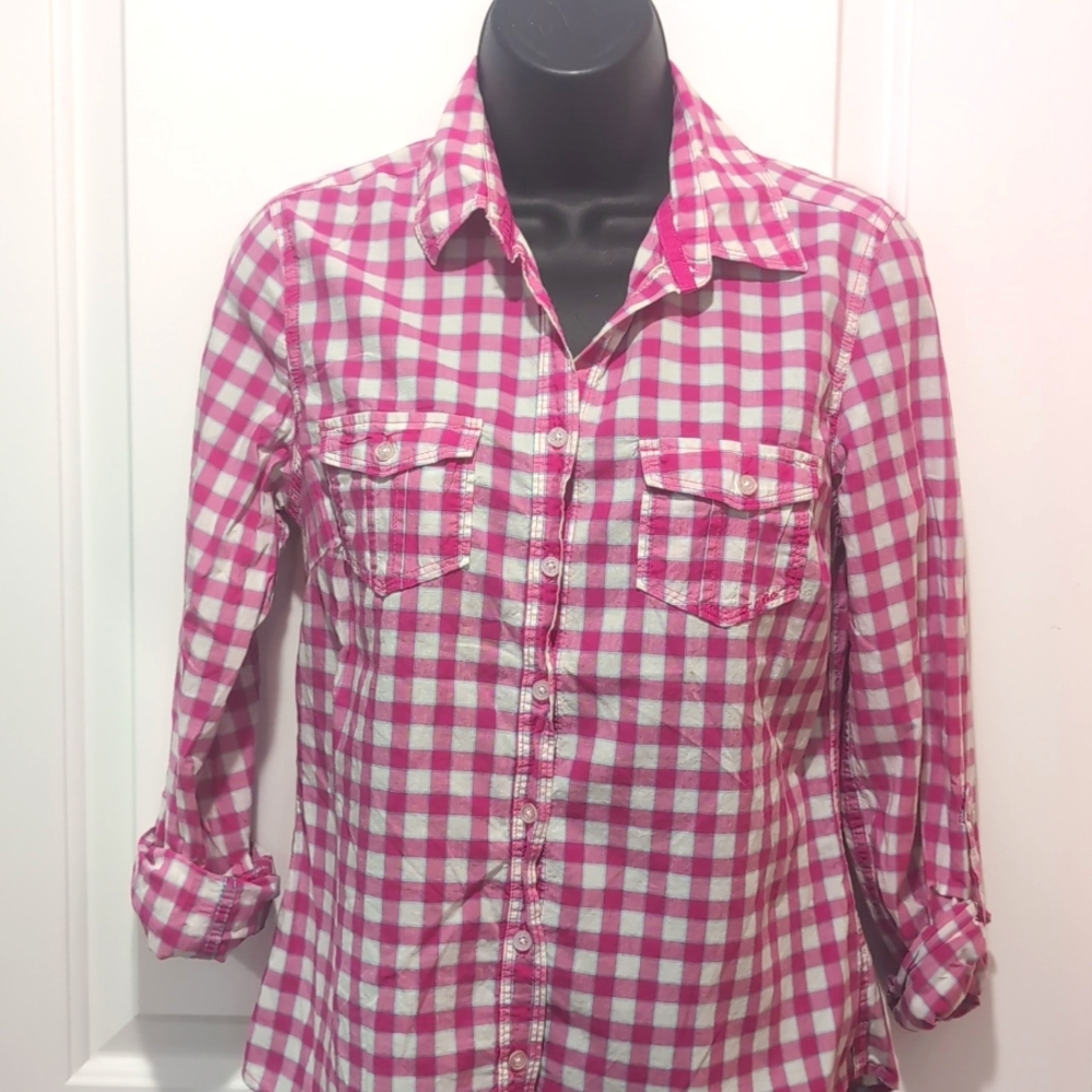 Ladies Aeropostale shirt